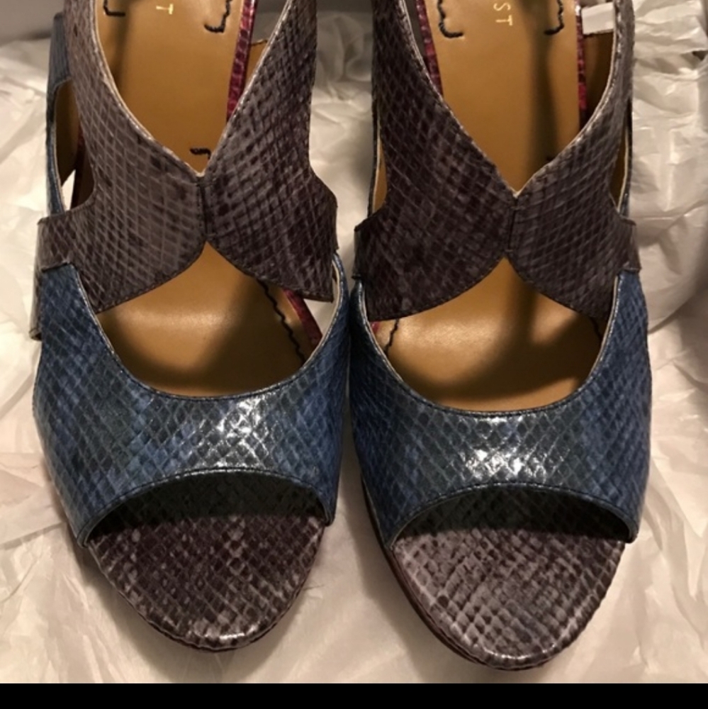 NINE WEST Multicolor SNAKESKIN ONTIAS Platform Heels - Picture 2 of 4